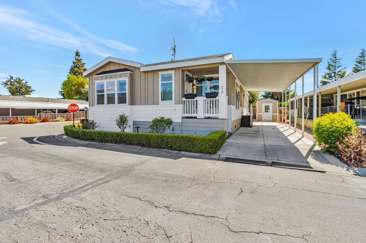 Detail Gallery Image 3 of 33 For 1220 Vienna Dr #473,  Sunnyvale,  CA 94089 - 3 Beds | 2 Baths