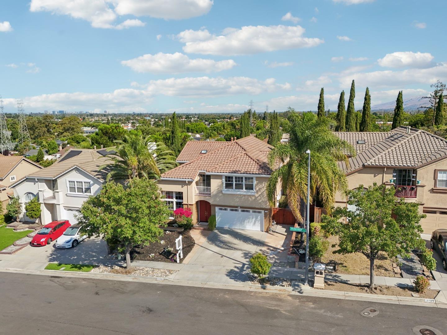 Detail Gallery Image 104 of 118 For 3789 Ashridge Ln, San Jose,  CA 95121 - 4 Beds | 2/1 Baths