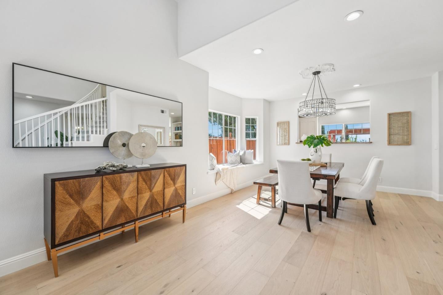 Detail Gallery Image 14 of 118 For 3789 Ashridge Ln, San Jose,  CA 95121 - 4 Beds | 2/1 Baths