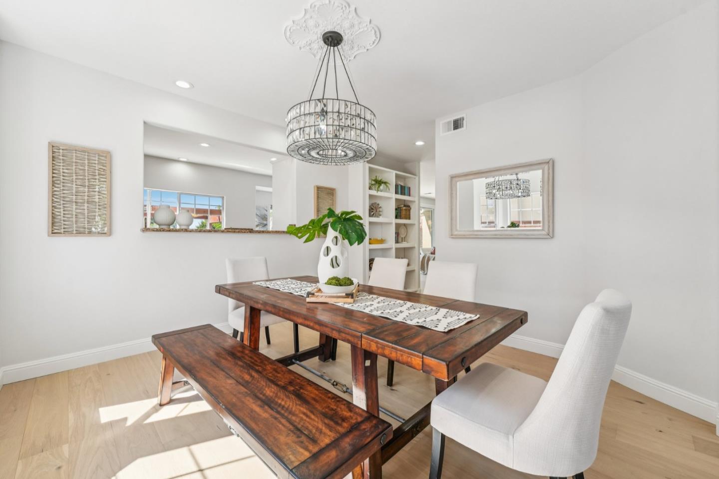Detail Gallery Image 16 of 118 For 3789 Ashridge Ln, San Jose,  CA 95121 - 4 Beds | 2/1 Baths