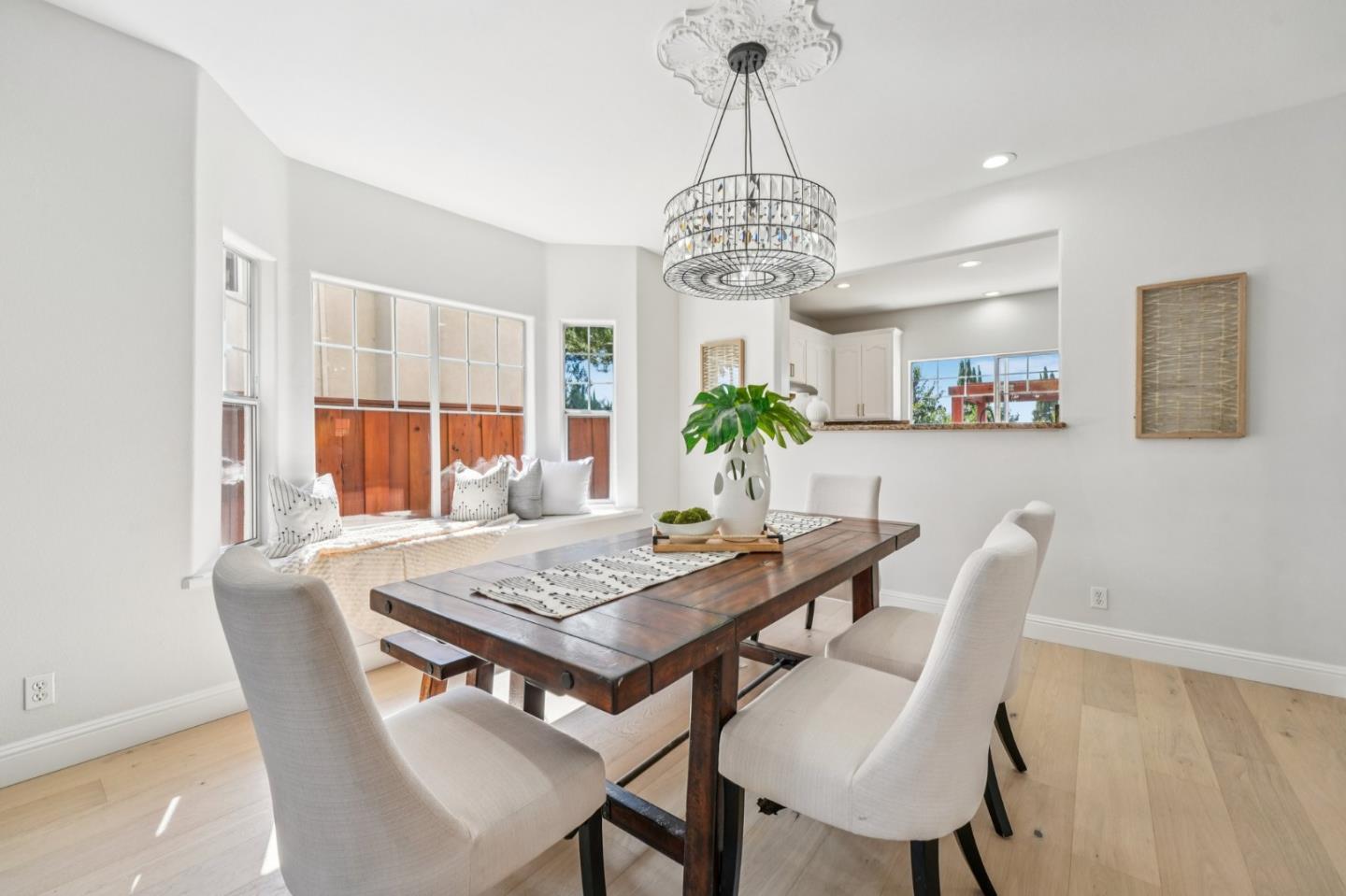 Detail Gallery Image 18 of 118 For 3789 Ashridge Ln, San Jose,  CA 95121 - 4 Beds | 2/1 Baths