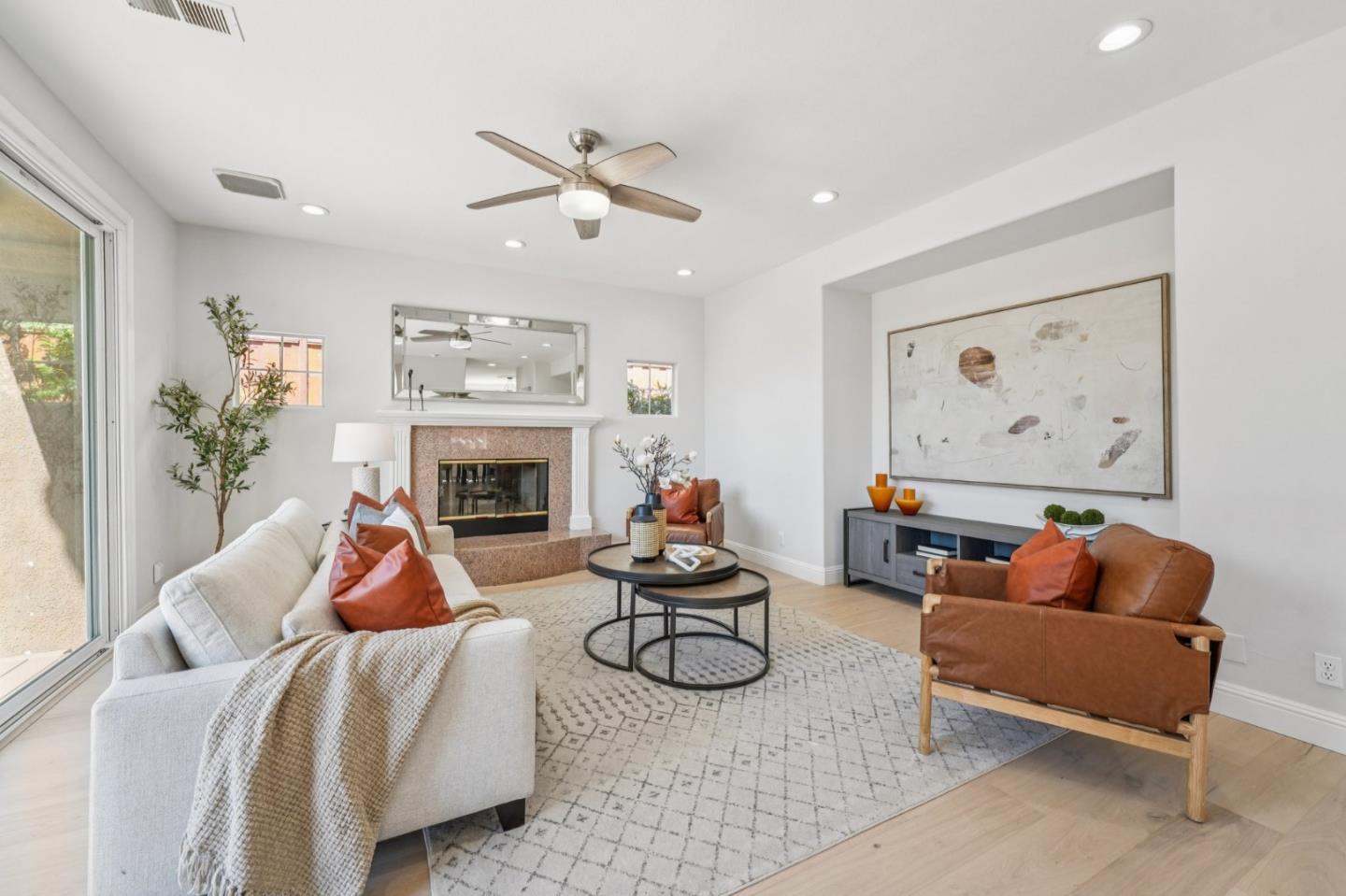 Detail Gallery Image 21 of 118 For 3789 Ashridge Ln, San Jose,  CA 95121 - 4 Beds | 2/1 Baths