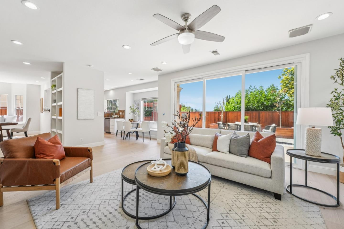 Detail Gallery Image 24 of 118 For 3789 Ashridge Ln, San Jose,  CA 95121 - 4 Beds | 2/1 Baths