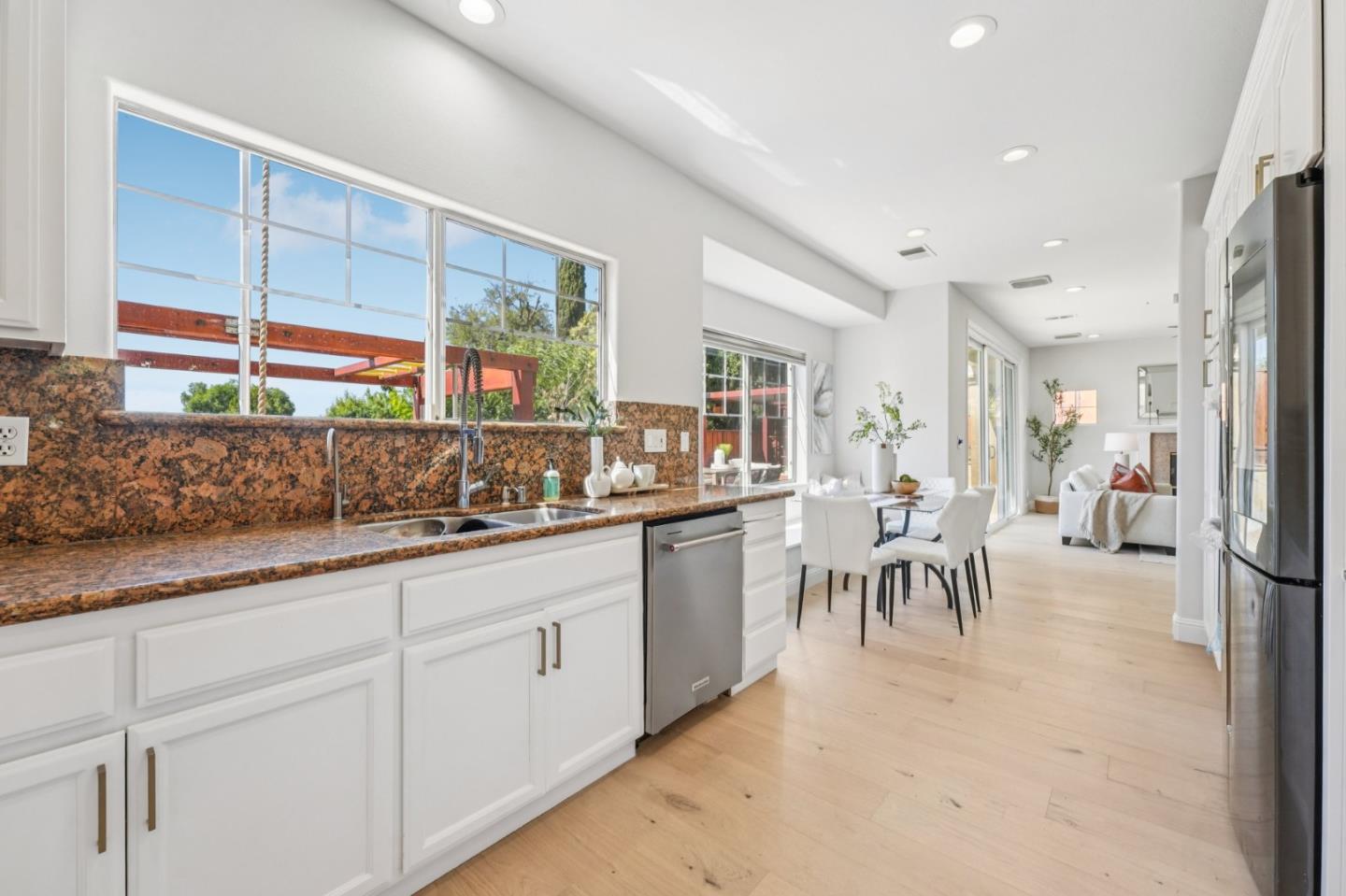 Detail Gallery Image 33 of 118 For 3789 Ashridge Ln, San Jose,  CA 95121 - 4 Beds | 2/1 Baths