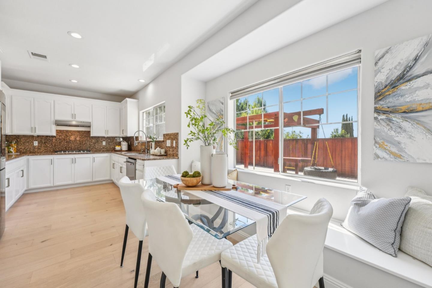 Detail Gallery Image 35 of 118 For 3789 Ashridge Ln, San Jose,  CA 95121 - 4 Beds | 2/1 Baths