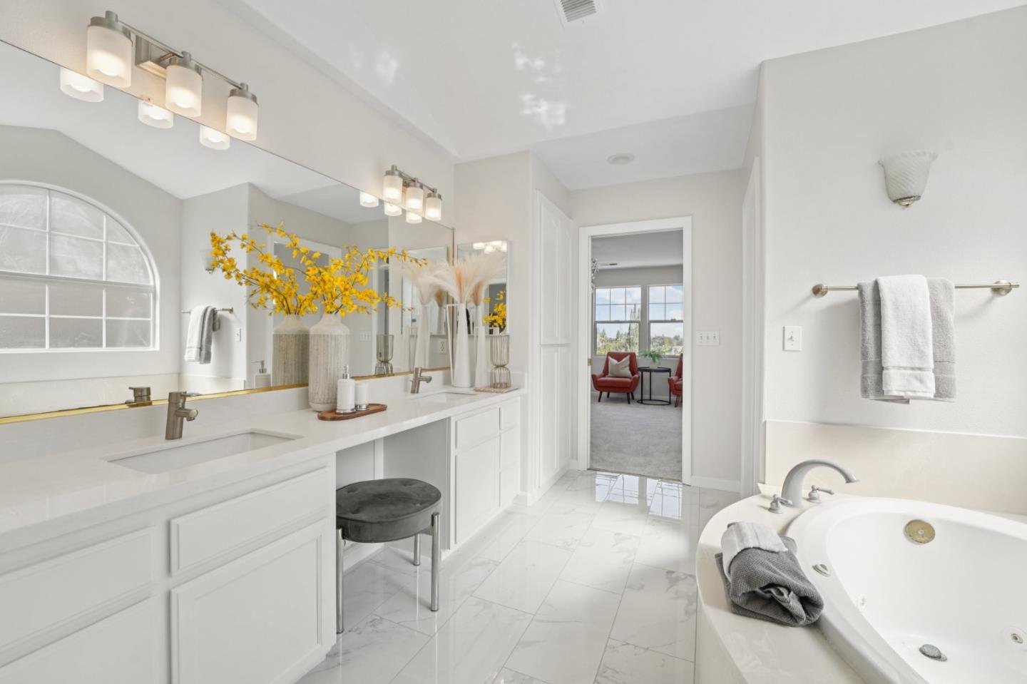 Detail Gallery Image 46 of 118 For 3789 Ashridge Ln, San Jose,  CA 95121 - 4 Beds | 2/1 Baths