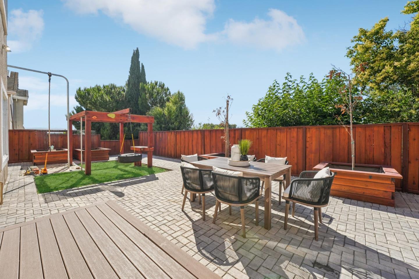 Detail Gallery Image 74 of 118 For 3789 Ashridge Ln, San Jose,  CA 95121 - 4 Beds | 2/1 Baths