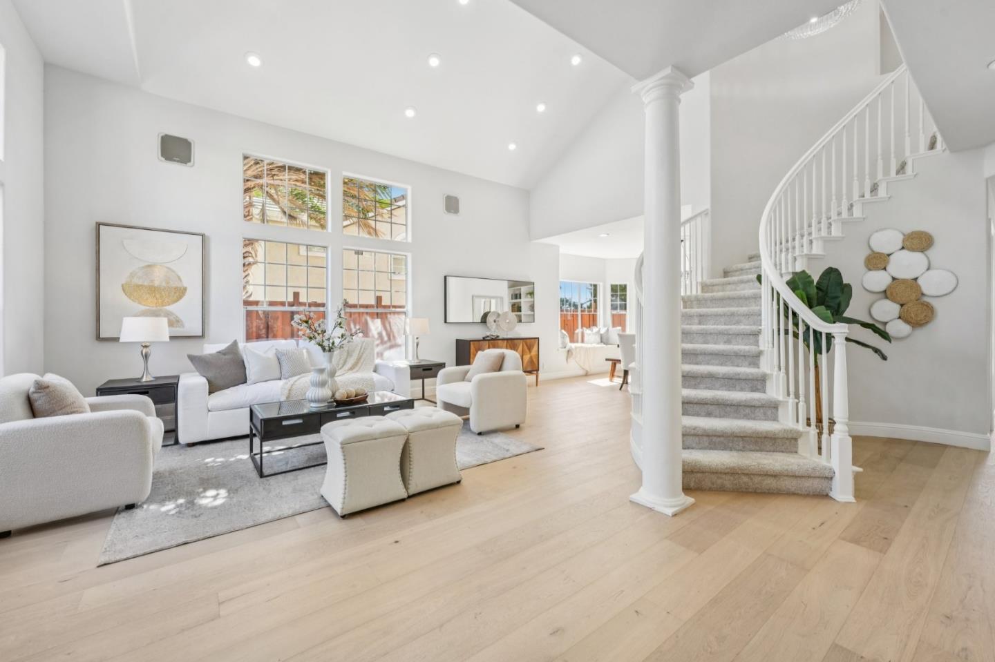 Detail Gallery Image 8 of 118 For 3789 Ashridge Ln, San Jose,  CA 95121 - 4 Beds | 2/1 Baths