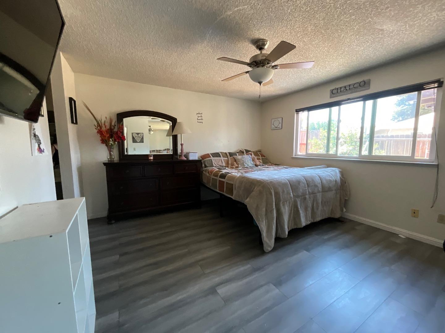 Detail Gallery Image 15 of 20 For 847 Carpetta Cir, Pittsburg,  CA 94565 - 3 Beds | 2 Baths