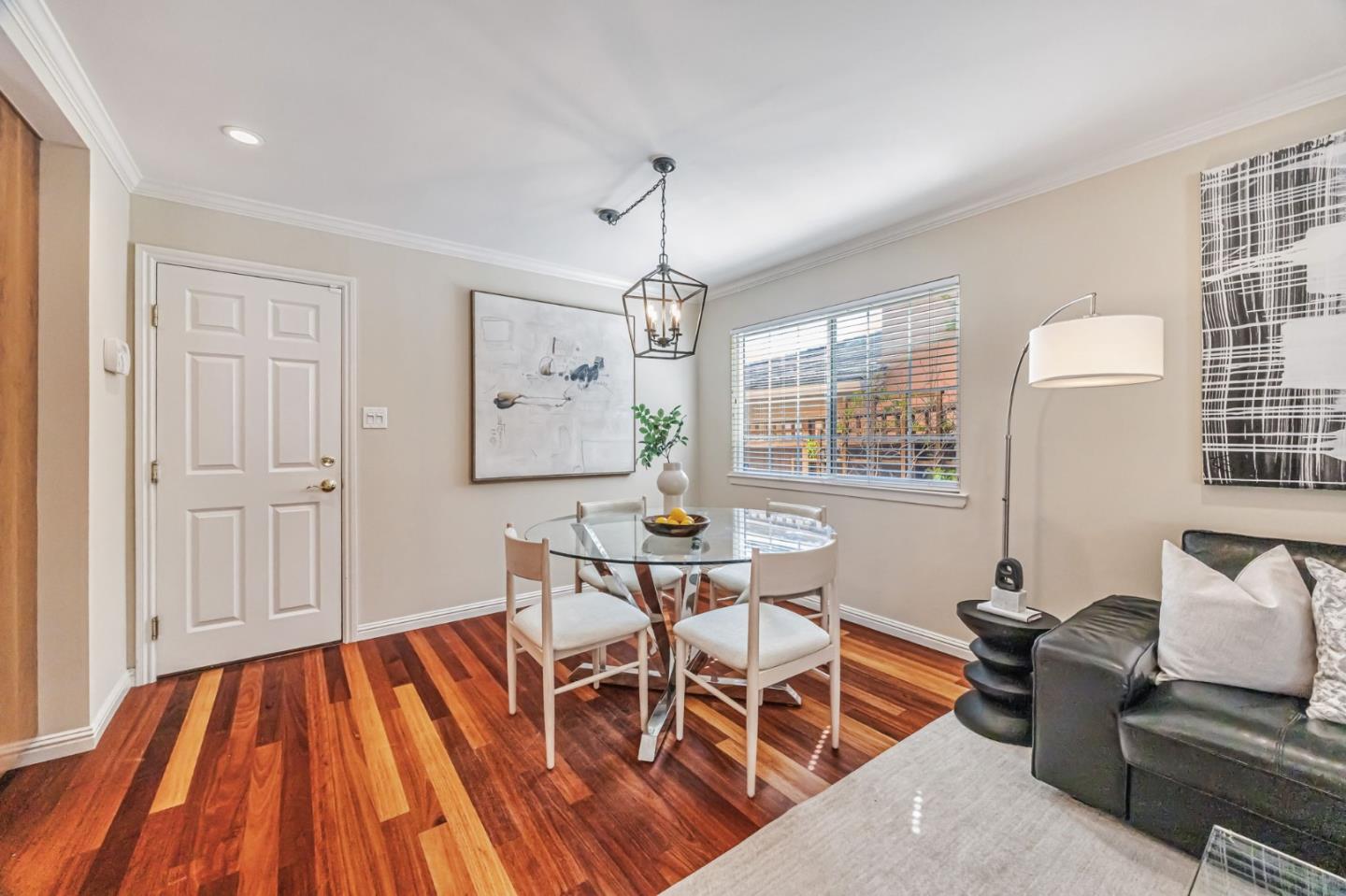 Detail Gallery Image 18 of 71 For 1741 Los Altos Dr, San Mateo,  CA 94402 - 4 Beds | 2 Baths