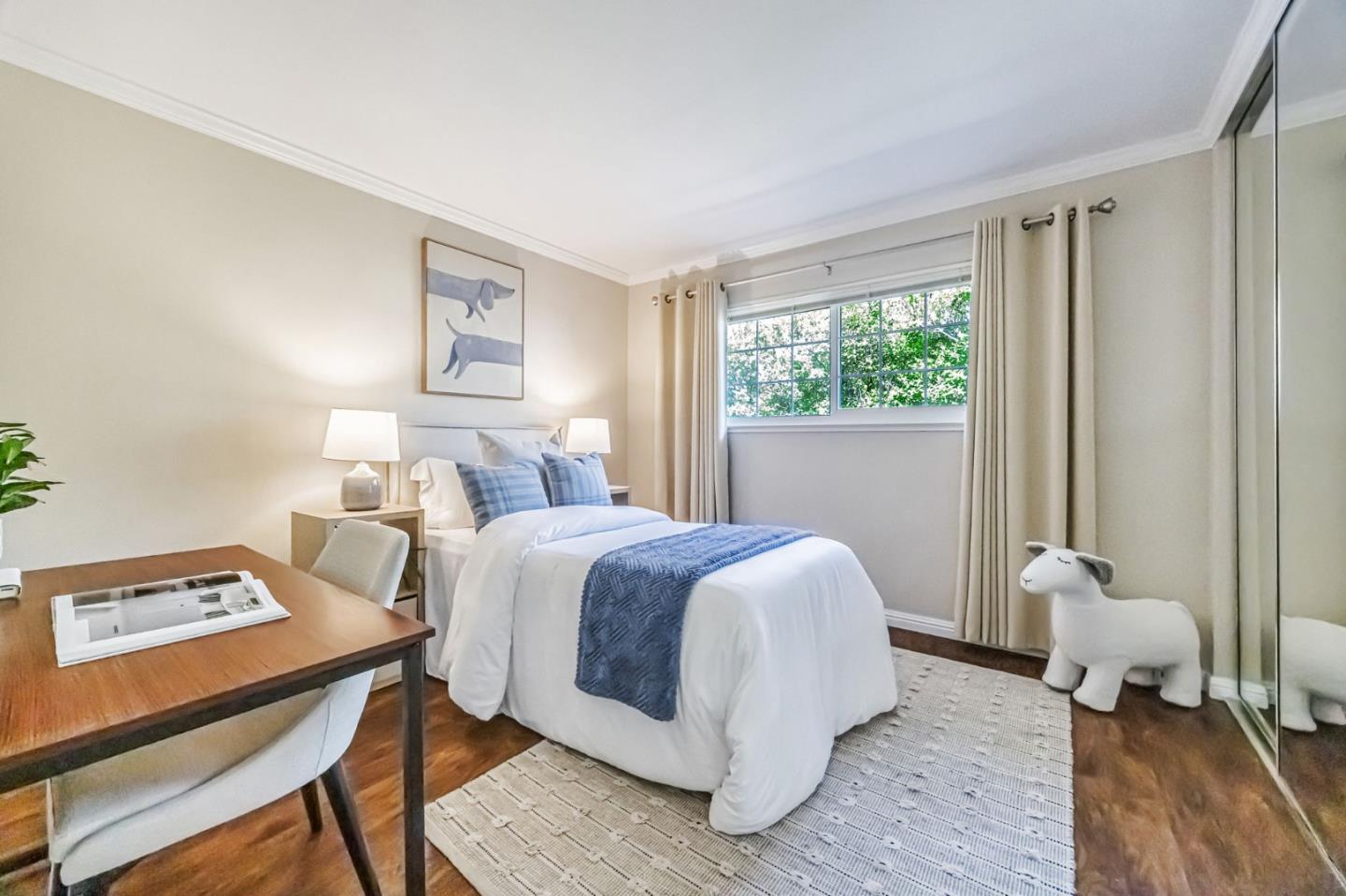 Detail Gallery Image 25 of 71 For 1741 Los Altos Dr, San Mateo,  CA 94402 - 4 Beds | 2 Baths
