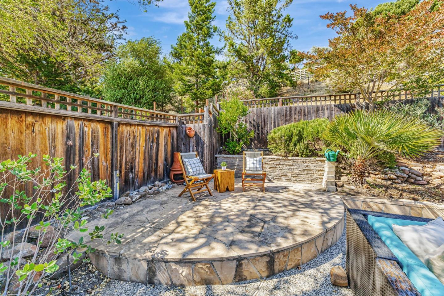 Detail Gallery Image 44 of 71 For 1741 Los Altos Dr, San Mateo,  CA 94402 - 4 Beds | 2 Baths
