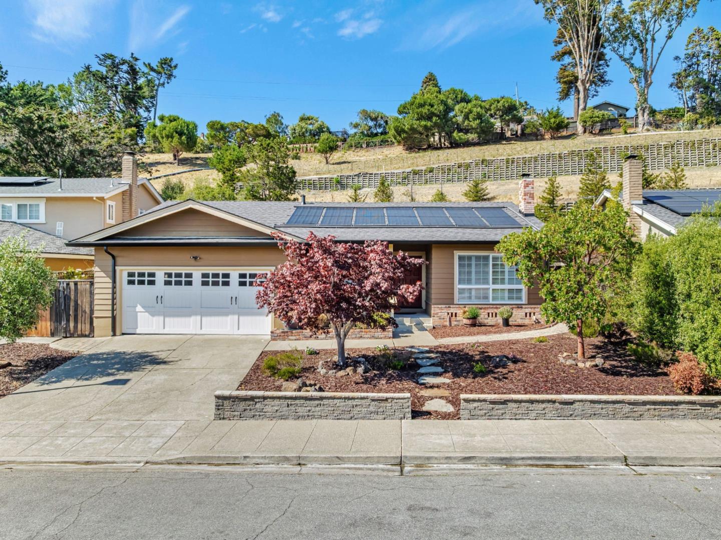 Detail Gallery Image 53 of 71 For 1741 Los Altos Dr, San Mateo,  CA 94402 - 4 Beds | 2 Baths