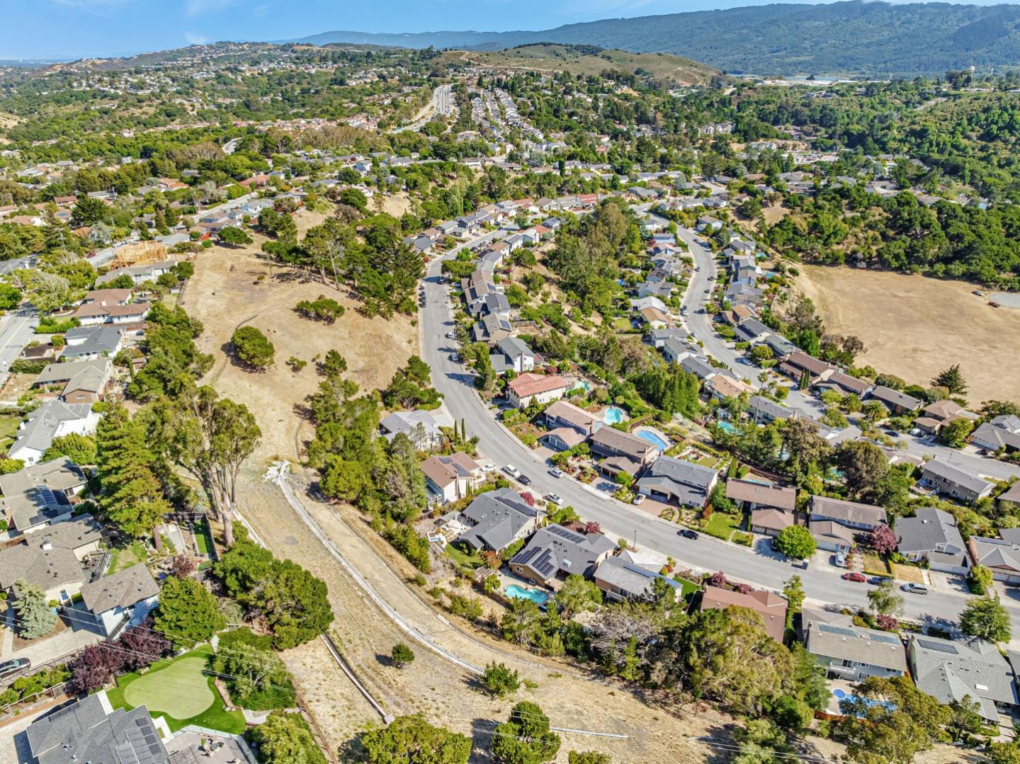 Detail Gallery Image 62 of 71 For 1741 Los Altos Dr, San Mateo,  CA 94402 - 4 Beds | 2 Baths