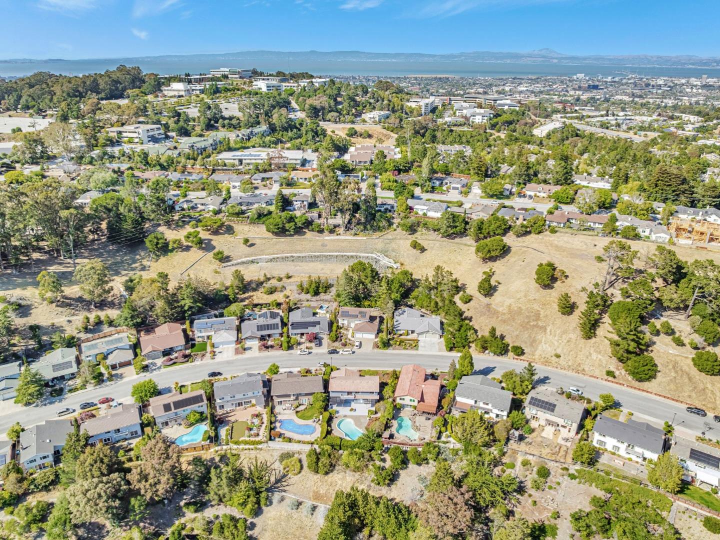 Detail Gallery Image 64 of 71 For 1741 Los Altos Dr, San Mateo,  CA 94402 - 4 Beds | 2 Baths