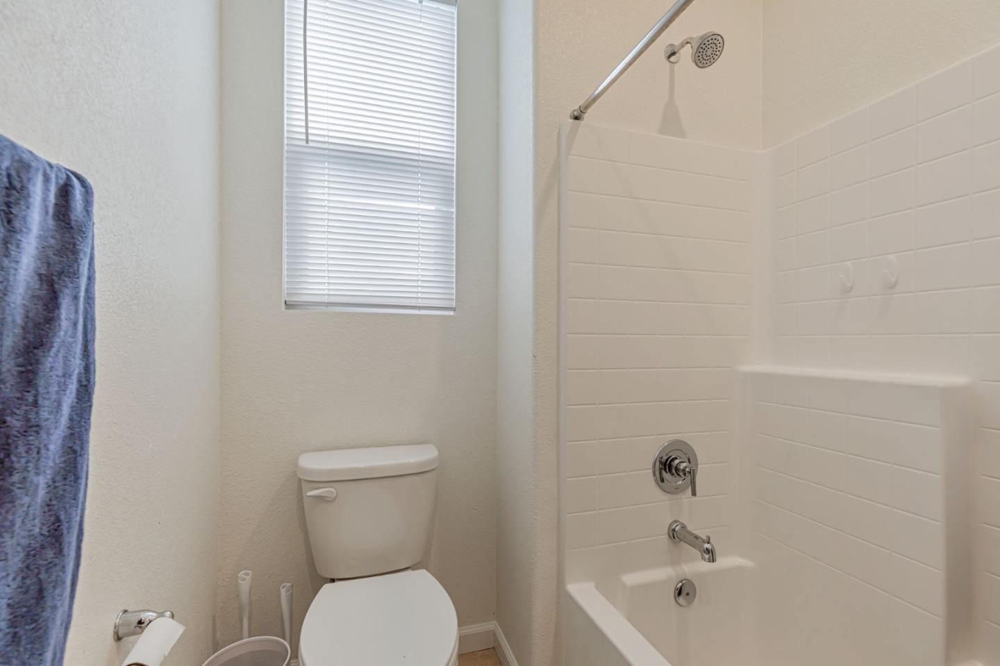 Detail Gallery Image 21 of 24 For 500 Duran Dr, Hollister,  CA 95023 - 4 Beds | 3 Baths
