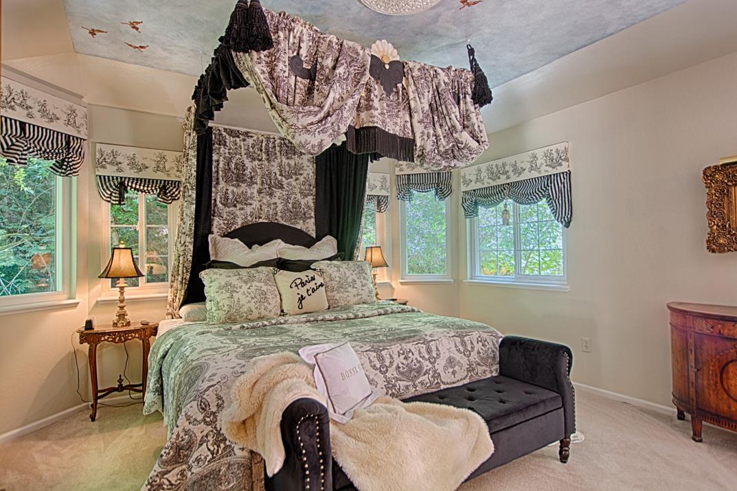 Detail Gallery Image 23 of 41 For 7030 Scotts Valley Dr, Scotts Valley,  CA 95066 - 3 Beds | 2 Baths