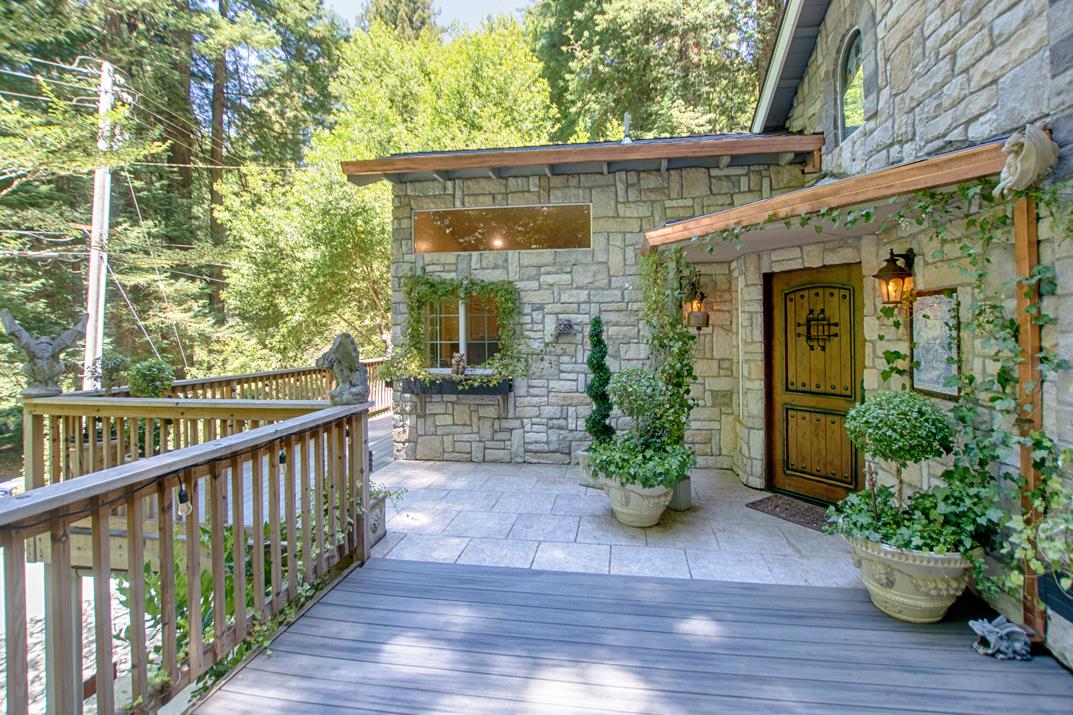 Detail Gallery Image 5 of 41 For 7030 Scotts Valley Dr, Scotts Valley,  CA 95066 - 3 Beds | 2 Baths