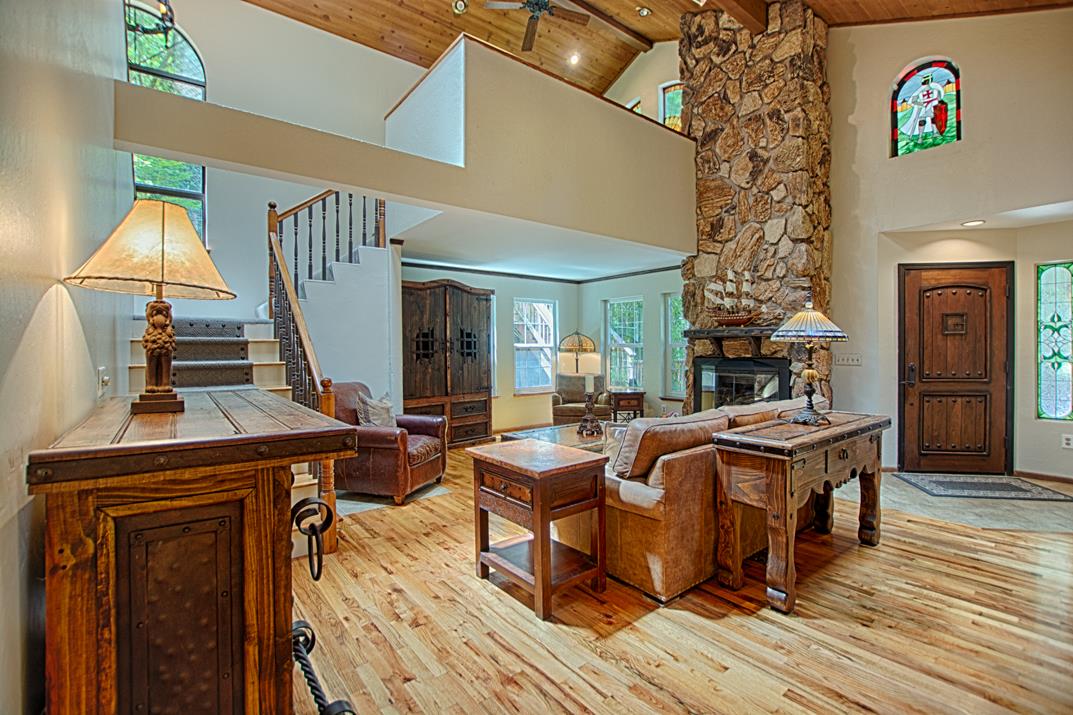 Detail Gallery Image 9 of 41 For 7030 Scotts Valley Dr, Scotts Valley,  CA 95066 - 3 Beds | 2 Baths