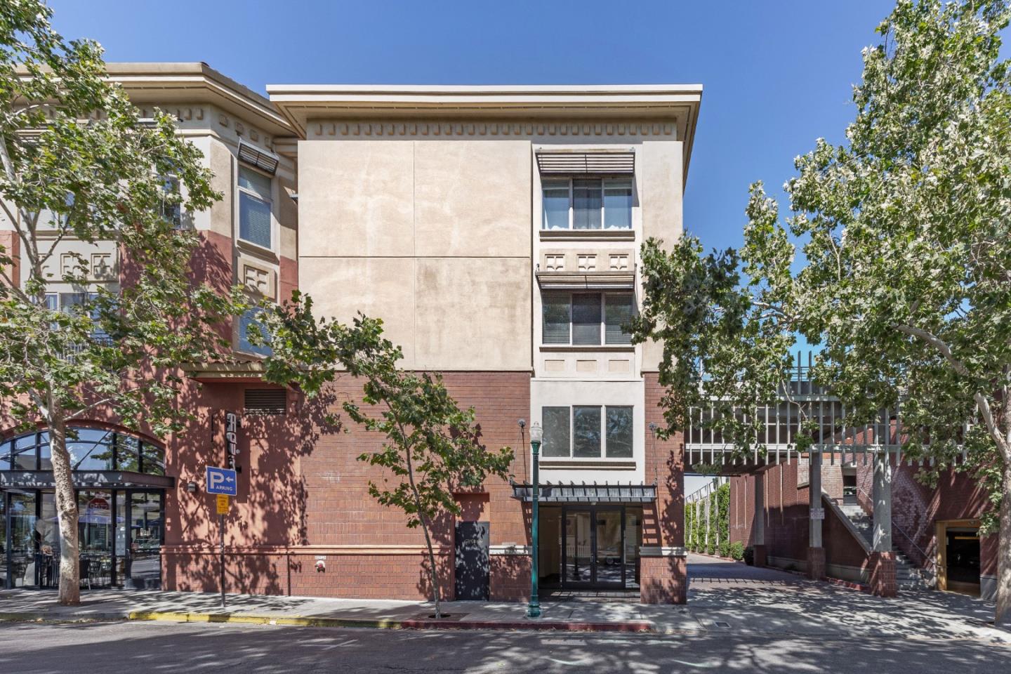 Detail Gallery Image 2 of 26 For 21 N 2nd St #303,  Campbell,  CA 95008 - 1 Beds | 1 Baths