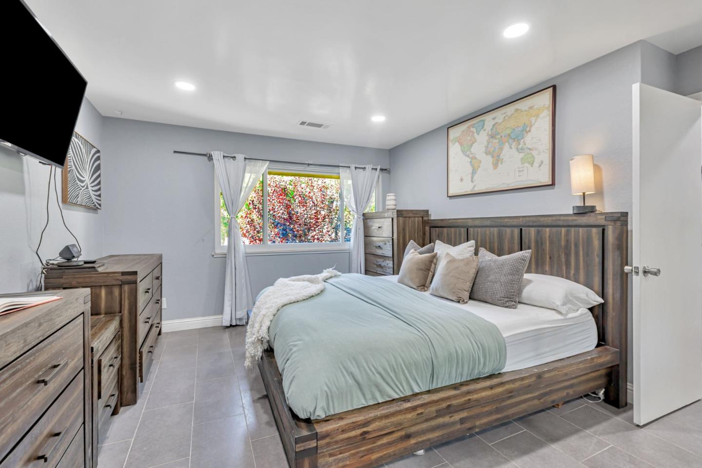 Detail Gallery Image 24 of 36 For 5694 Makati Cir #H,  San Jose,  CA 95123 - 2 Beds | 2 Baths