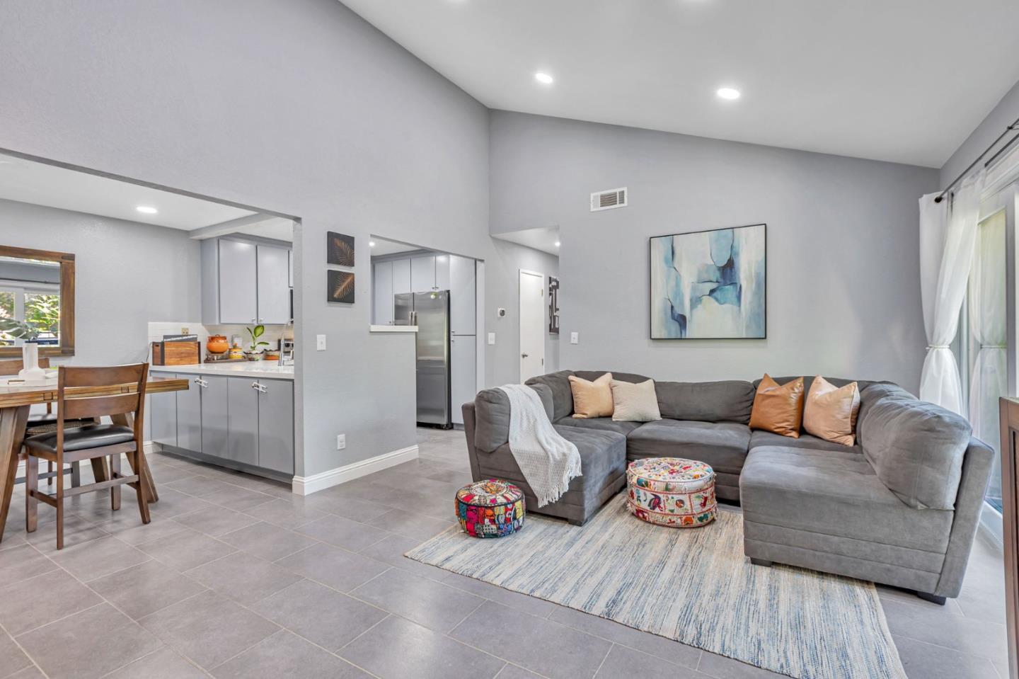 Detail Gallery Image 9 of 36 For 5694 Makati Cir #H,  San Jose,  CA 95123 - 2 Beds | 2 Baths