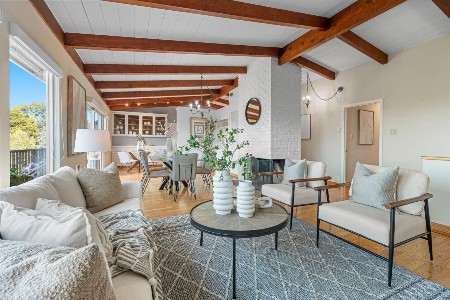 Detail Gallery Image 17 of 74 For 826 W Hillsdale Blvd, San Mateo,  CA 94403 - 4 Beds | 2 Baths