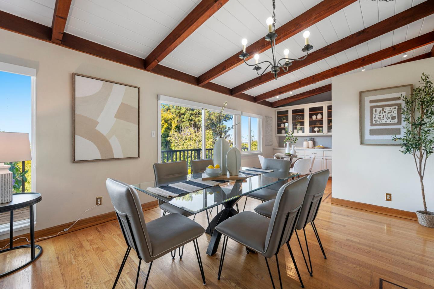 Detail Gallery Image 19 of 74 For 826 W Hillsdale Blvd, San Mateo,  CA 94403 - 4 Beds | 2 Baths