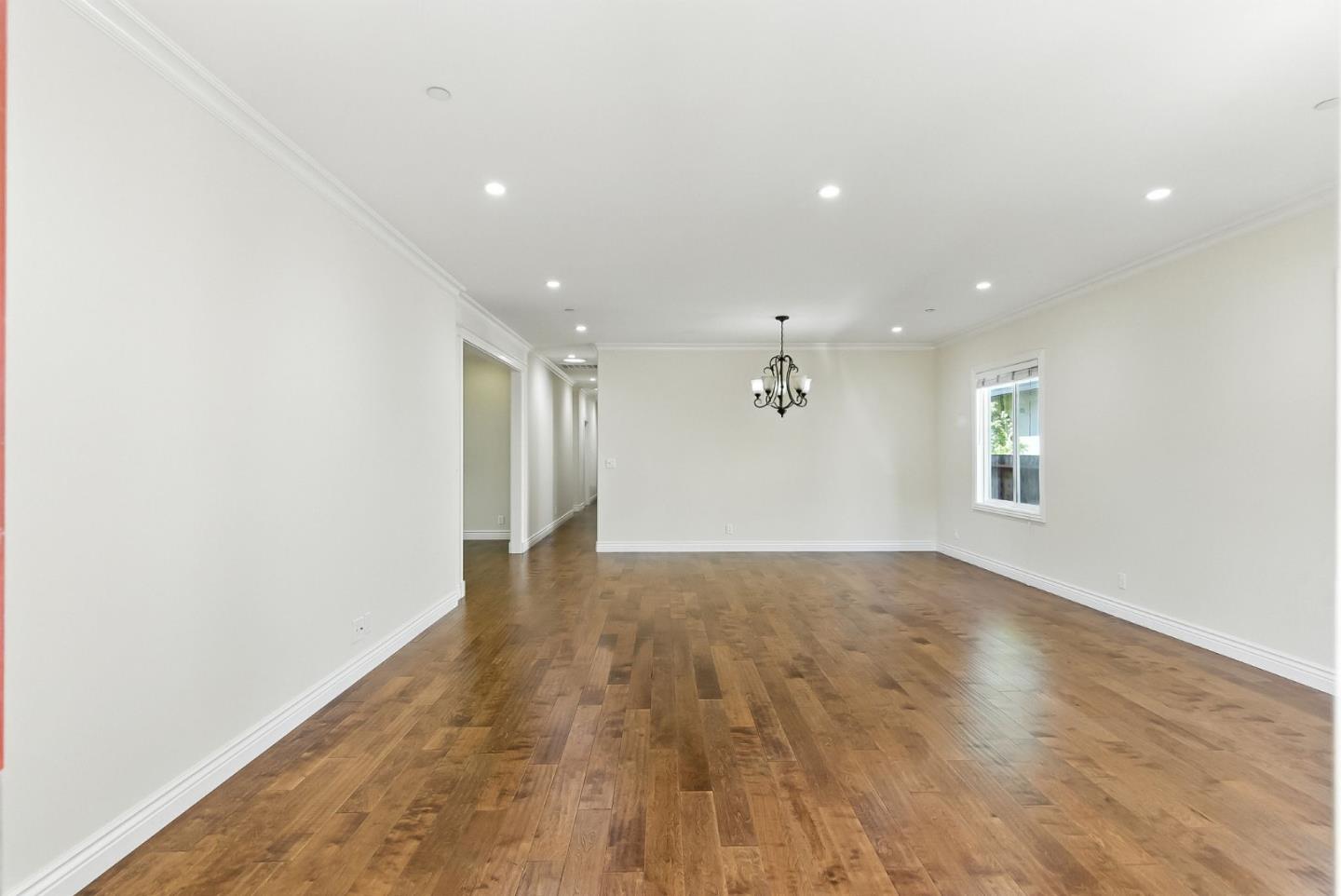 Detail Gallery Image 4 of 38 For 313 N Eldorado St, San Mateo,  CA 94401 - 4 Beds | 2/1 Baths