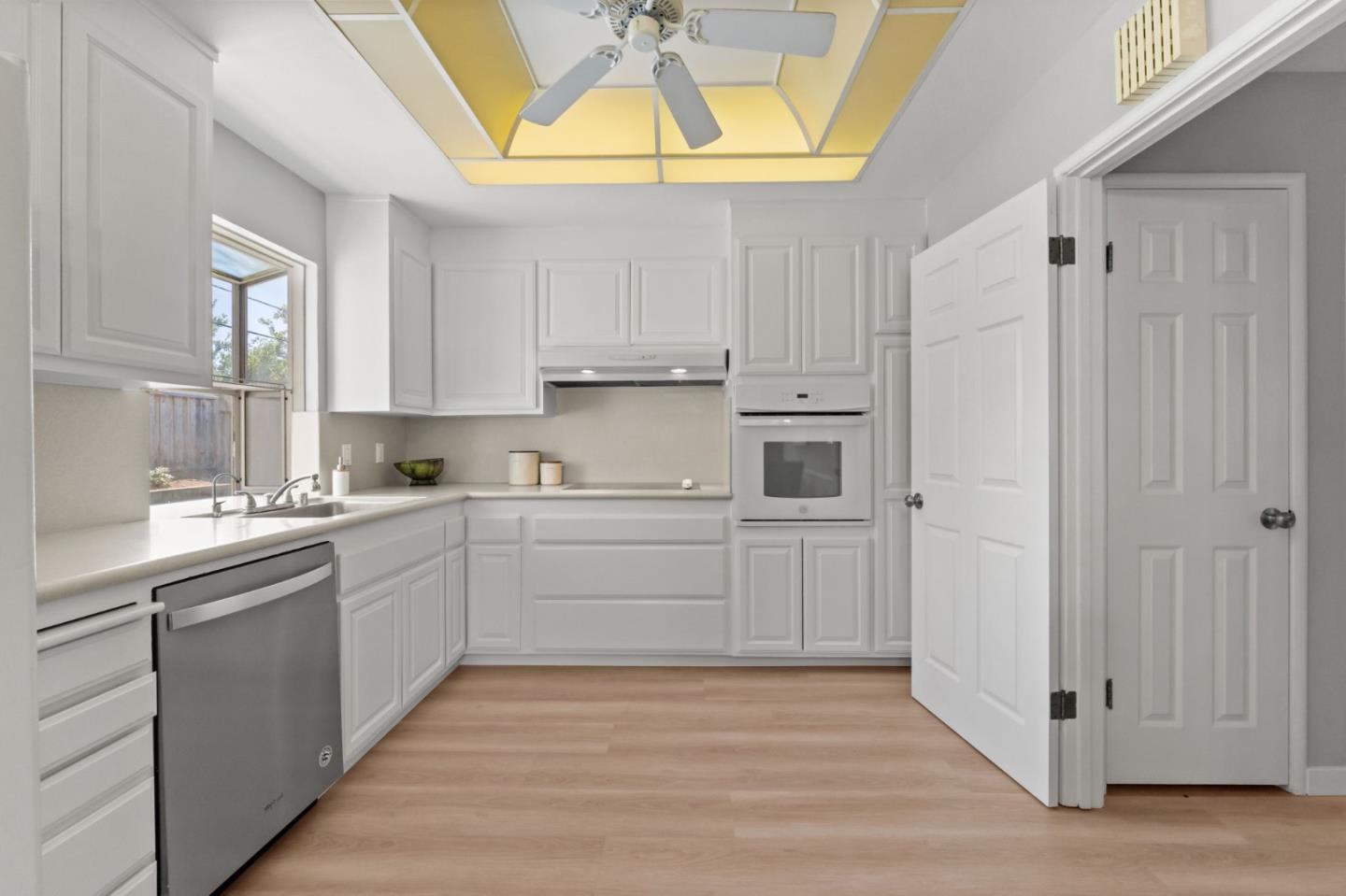 Detail Gallery Image 18 of 44 For 4944 Morden Dr, San Jose,  CA 95130 - 4 Beds | 1 Baths