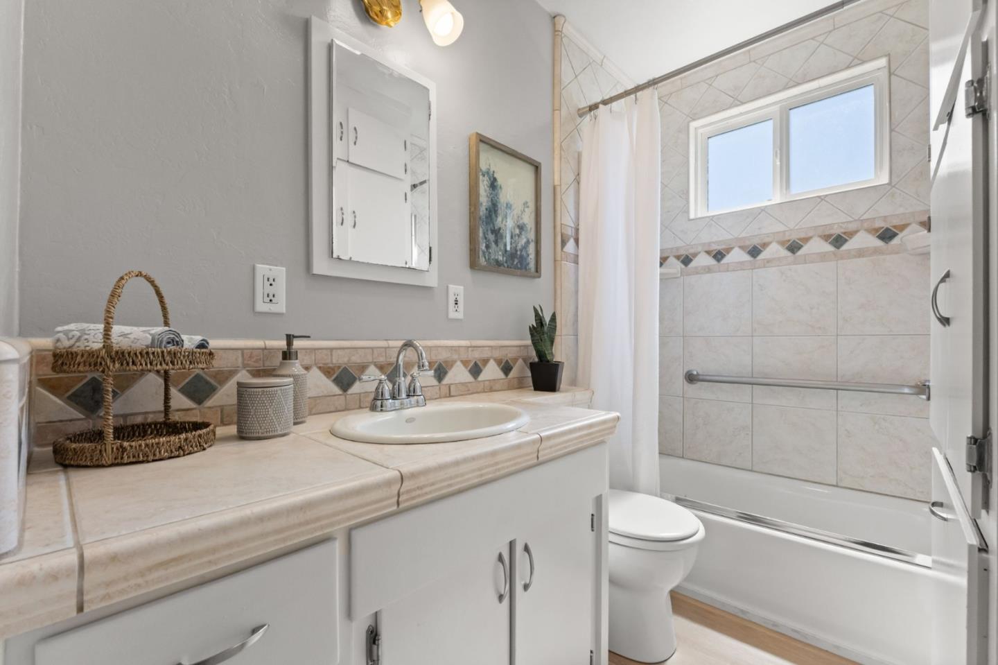 Detail Gallery Image 30 of 44 For 4944 Morden Dr, San Jose,  CA 95130 - 4 Beds | 1 Baths