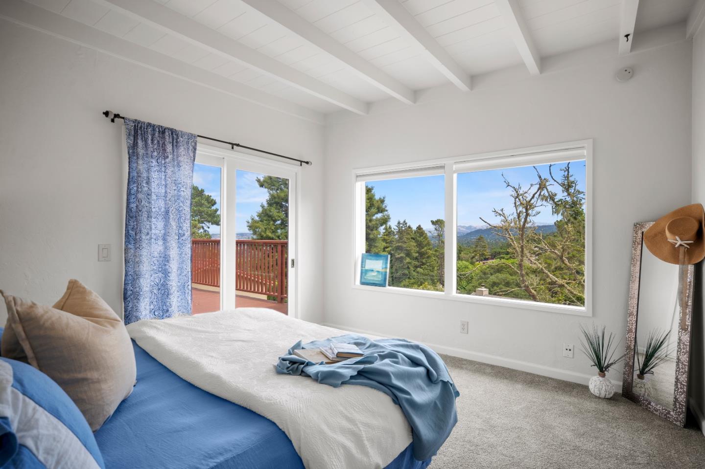 Detail Gallery Image 18 of 25 For 25 Linda Vista Dr, Monterey,  CA 93940 - 3 Beds | 2/1 Baths