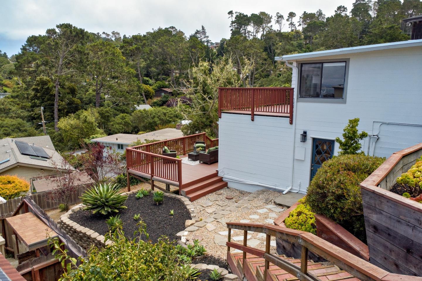 Detail Gallery Image 3 of 25 For 25 Linda Vista Dr, Monterey,  CA 93940 - 3 Beds | 2/1 Baths