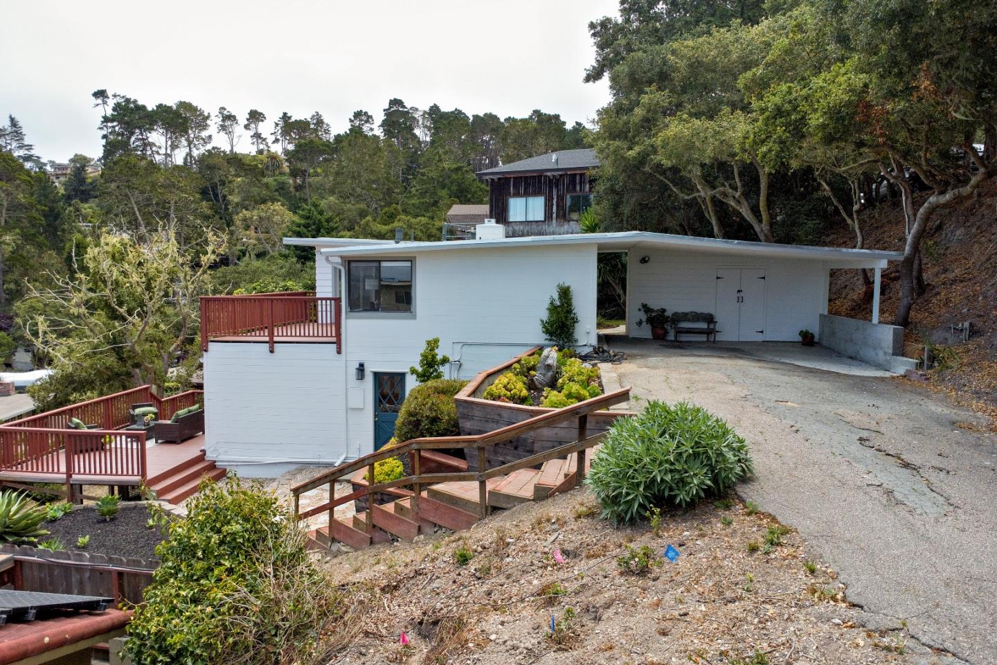 Detail Gallery Image 4 of 25 For 25 Linda Vista Dr, Monterey,  CA 93940 - 3 Beds | 2/1 Baths