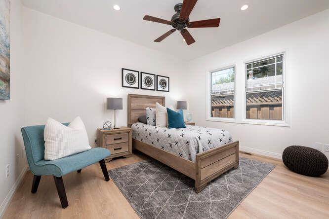 Detail Gallery Image 20 of 43 For 833 Linden Ave, Burlingame,  CA 94010 - 3 Beds | 2 Baths