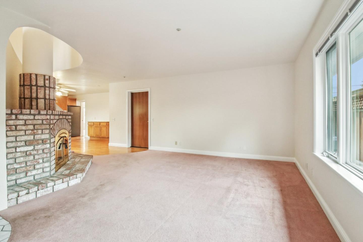 Detail Gallery Image 17 of 60 For 495 Lincoln Ave, Sunnyvale,  CA 94086 - 5 Beds | 3/1 Baths