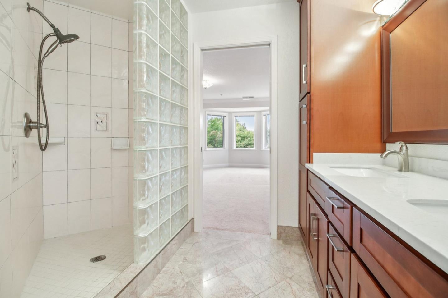 Detail Gallery Image 22 of 60 For 495 Lincoln Ave, Sunnyvale,  CA 94086 - 5 Beds | 3/1 Baths