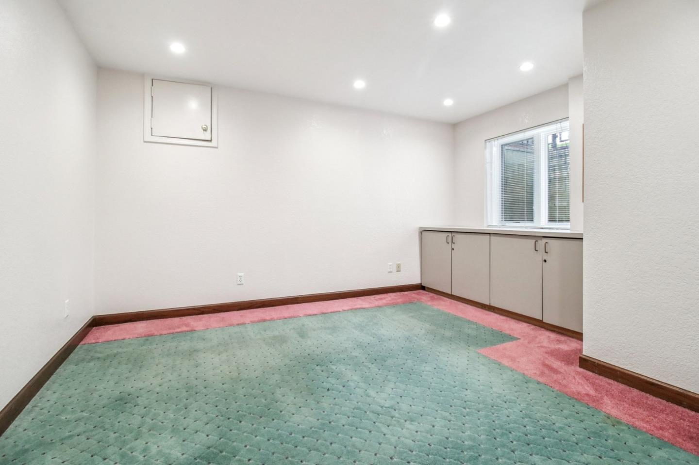 Detail Gallery Image 27 of 60 For 495 Lincoln Ave, Sunnyvale,  CA 94086 - 5 Beds | 3/1 Baths