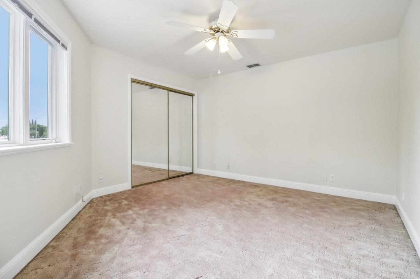 Detail Gallery Image 29 of 60 For 495 Lincoln Ave, Sunnyvale,  CA 94086 - 5 Beds | 3/1 Baths