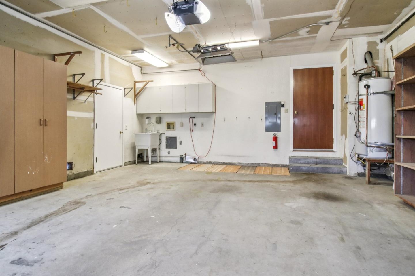 Detail Gallery Image 36 of 60 For 495 Lincoln Ave, Sunnyvale,  CA 94086 - 5 Beds | 3/1 Baths