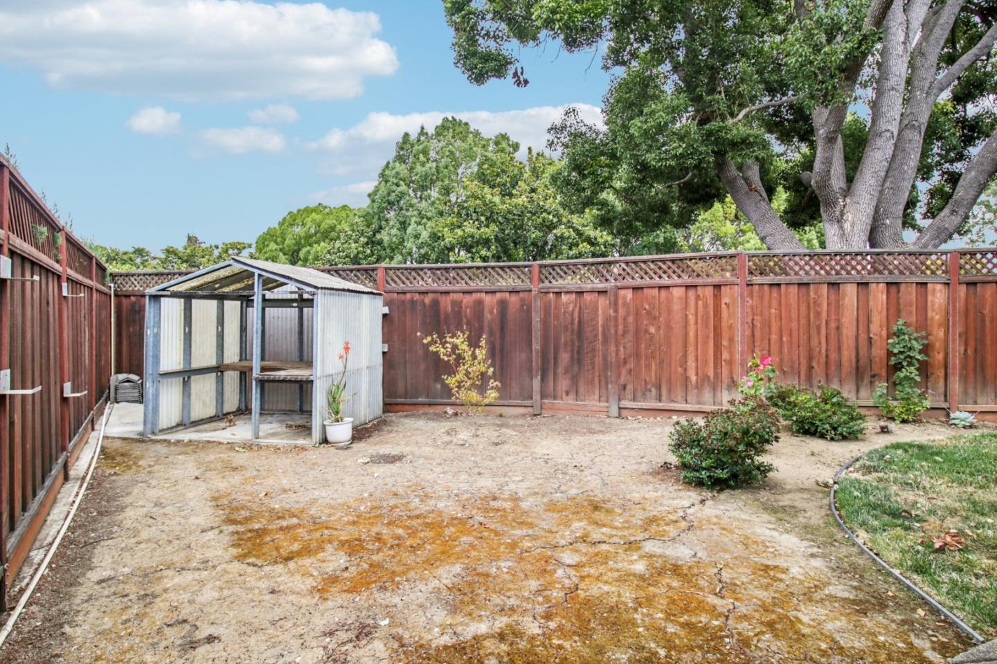 Detail Gallery Image 42 of 60 For 495 Lincoln Ave, Sunnyvale,  CA 94086 - 5 Beds | 3/1 Baths