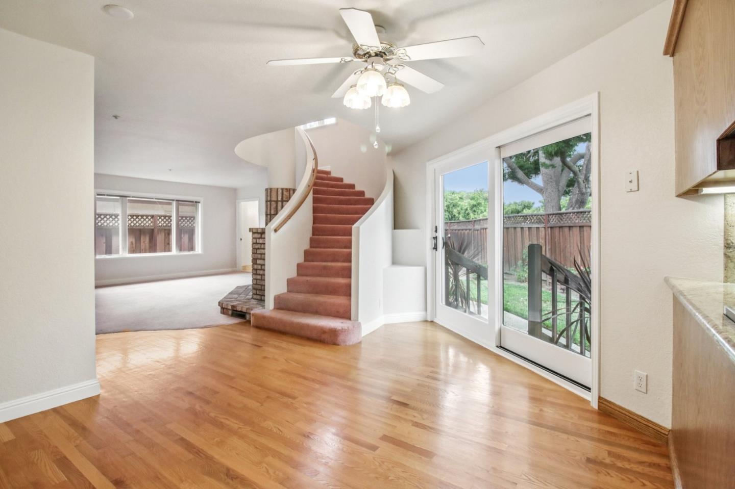 Detail Gallery Image 7 of 60 For 495 Lincoln Ave, Sunnyvale,  CA 94086 - 5 Beds | 3/1 Baths