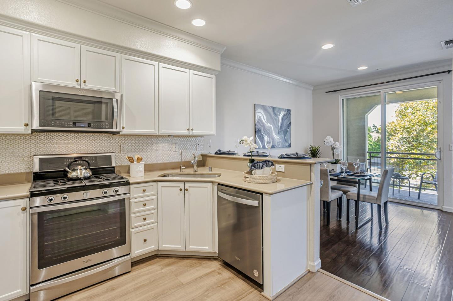 Detail Gallery Image 13 of 40 For 1137 Mallow Ter, San Jose,  CA 95133 - 2 Beds | 2/1 Baths
