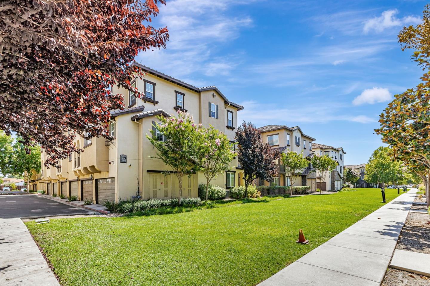 Detail Gallery Image 39 of 40 For 1137 Mallow Ter, San Jose,  CA 95133 - 2 Beds | 2/1 Baths