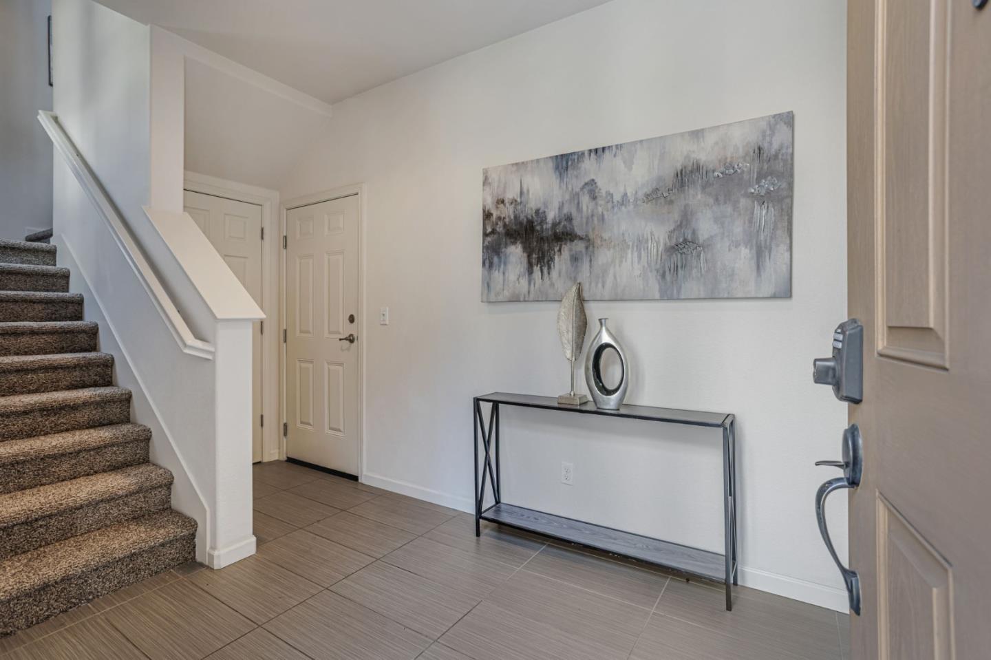 Detail Gallery Image 5 of 40 For 1137 Mallow Ter, San Jose,  CA 95133 - 2 Beds | 2/1 Baths