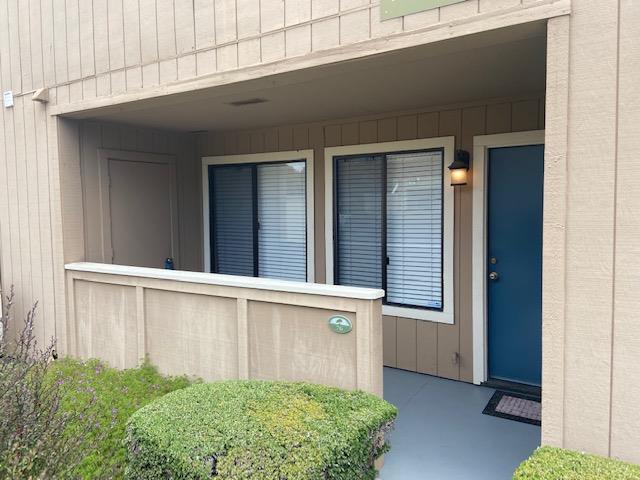 Detail Gallery Image 2 of 19 For 820 Casanova Ave #76,  Monterey,  CA 93940 - 1 Beds | 1 Baths