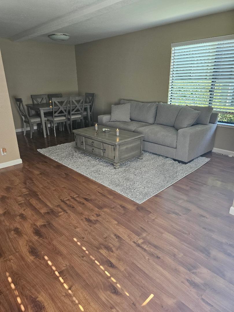 Detail Gallery Image 6 of 19 For 820 Casanova Ave #76,  Monterey,  CA 93940 - 1 Beds | 1 Baths