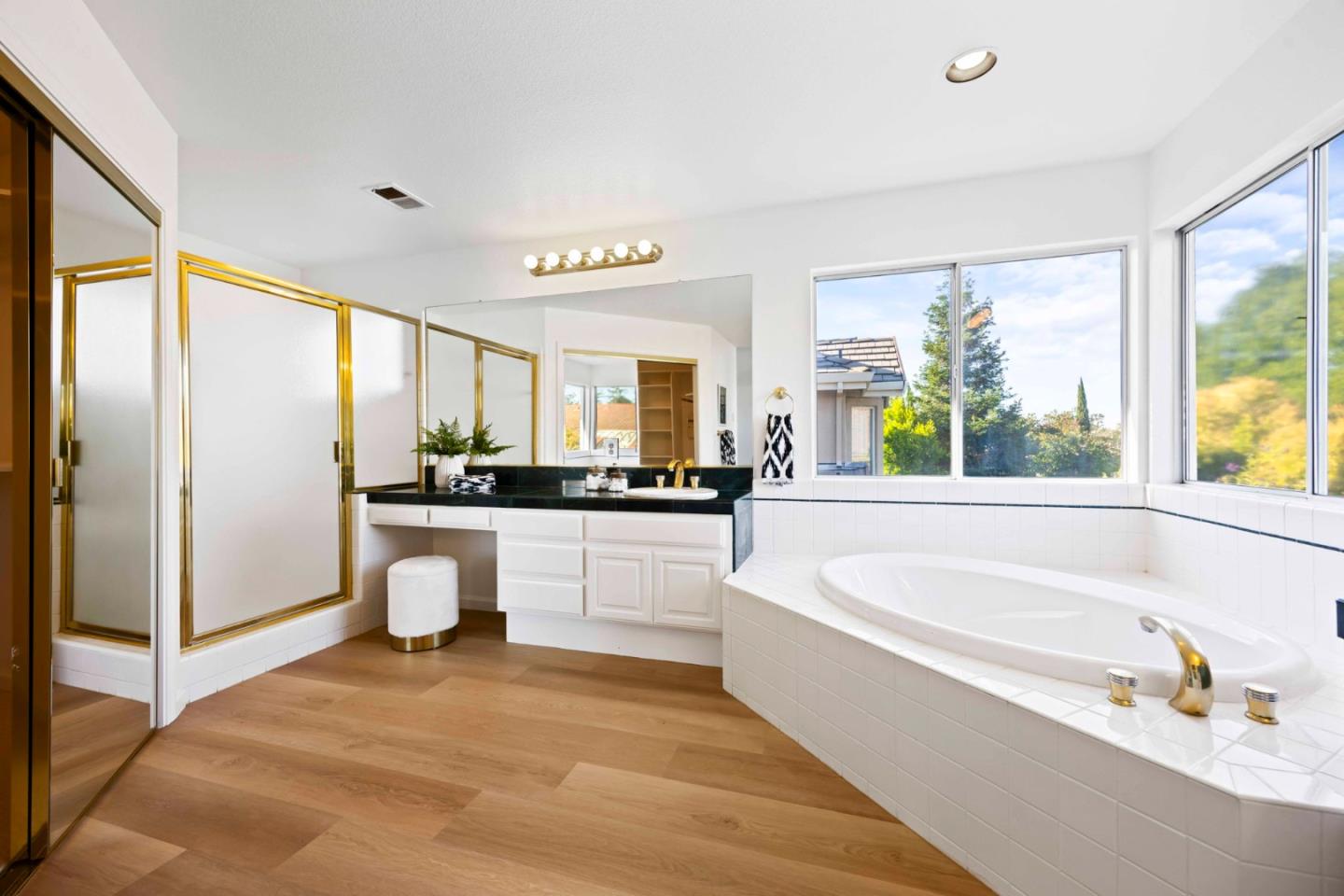 Detail Gallery Image 33 of 56 For 904 Capri Dr, Campbell,  CA 95008 - 5 Beds | 3 Baths