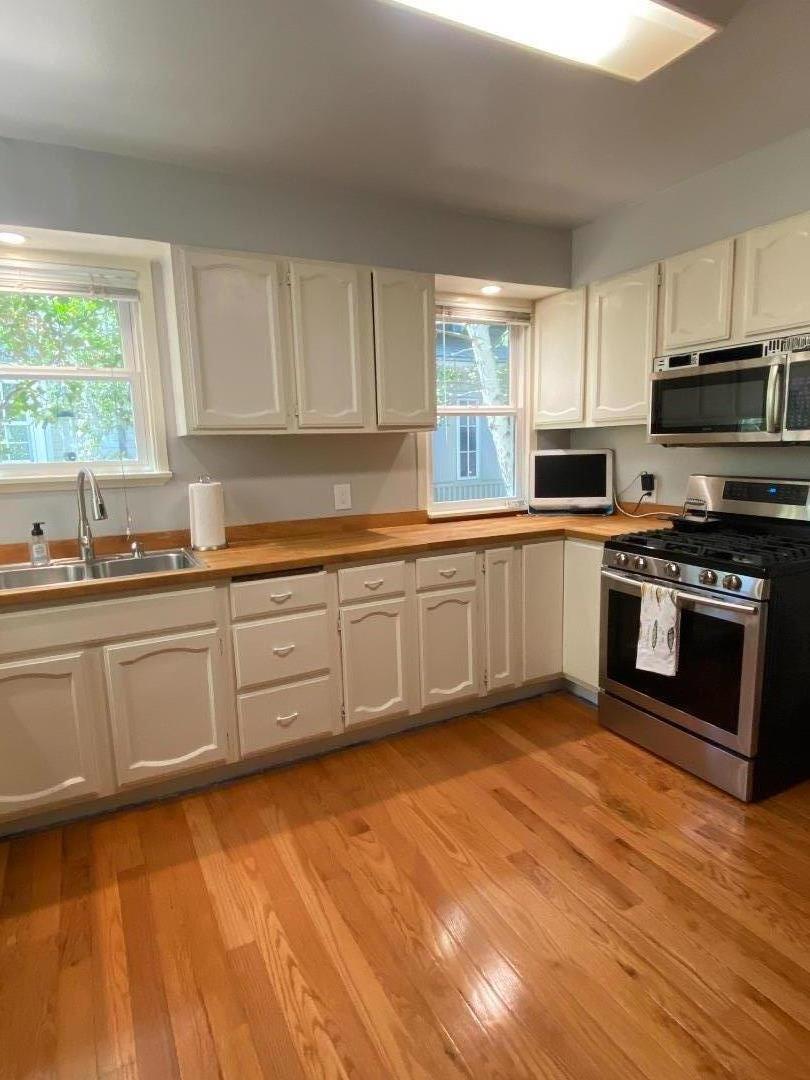 Detail Gallery Image 5 of 10 For 834 Kipling St, Palo Alto,  CA 94301 - 3 Beds | 1/1 Baths