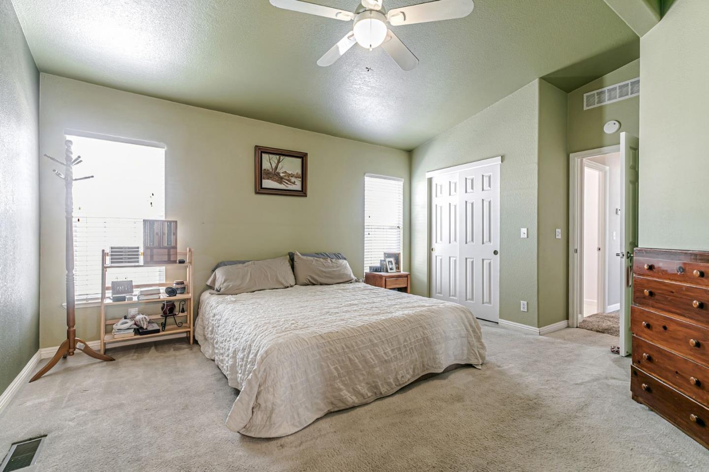 Detail Gallery Image 11 of 33 For 900 Golden Wheel Park Dr #9,  San Jose,  CA 95112 - 3 Beds | 2 Baths